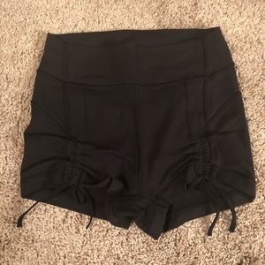 Lululemon Shorts - Size 4